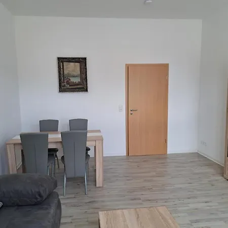 Neu! An Der Saale Apartment Calbe