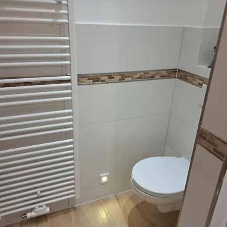 Neu! An Der Saale Apartment